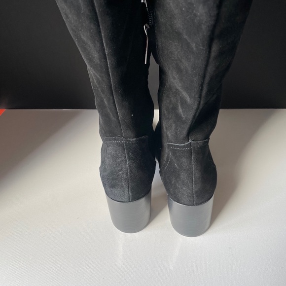 Karl Lagerfeld Razo Tassel Knee High Boots - Picture 4 of 7